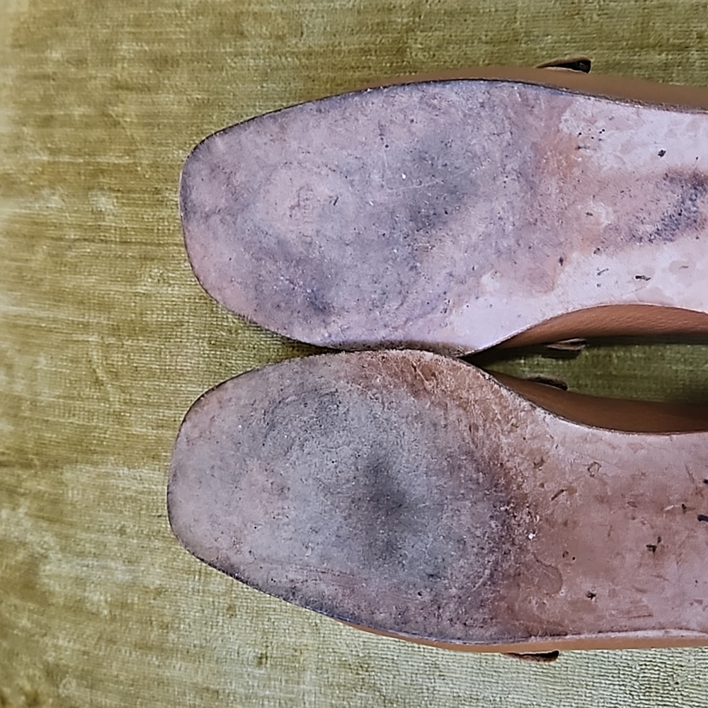 Stuart Weitzman Tan Brown Loafers 7AA - Picture 7 of 7